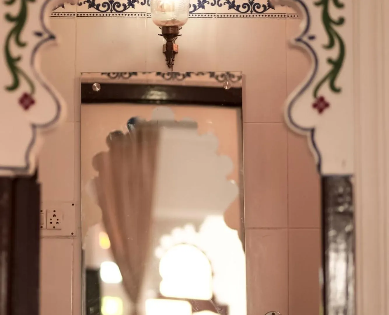 Thamla Haveli - Heritage Lake View Hotel Udajpur