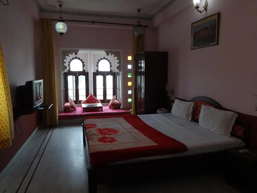 Thamla Haveli - Heritage Lake View Hotel Udajpur