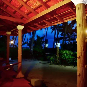 https://marari-edens.kerala-hotels.net