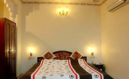 Thamla Haveli - Heritage Lake View Hotel Udaipur 3*,  India